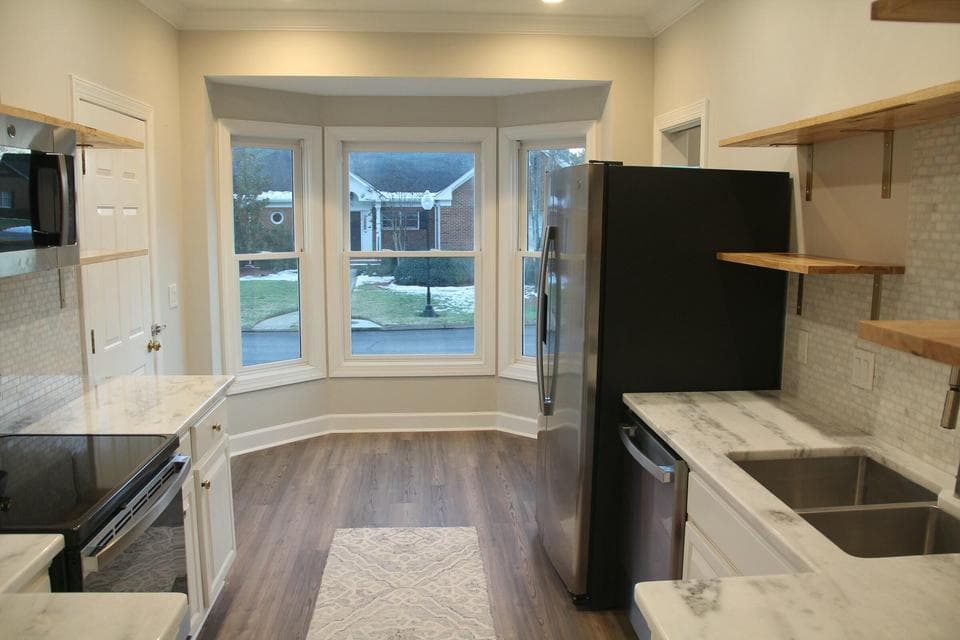 Additional photo 3 of 1012 Ariel Lane