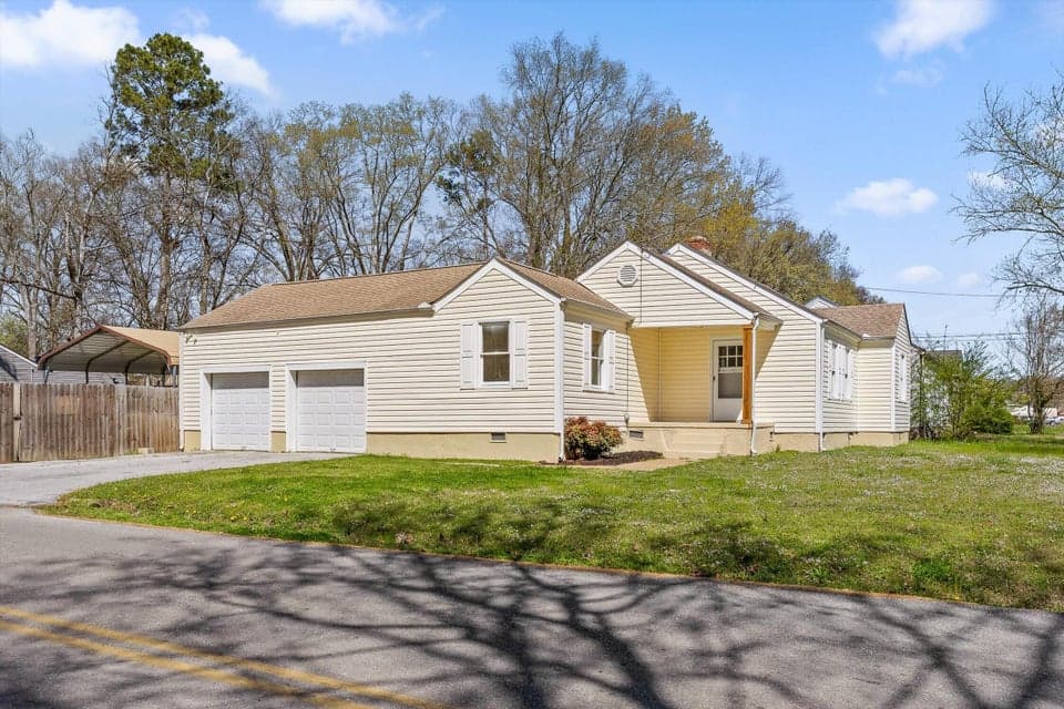 Photo of 1529 Springvale Road