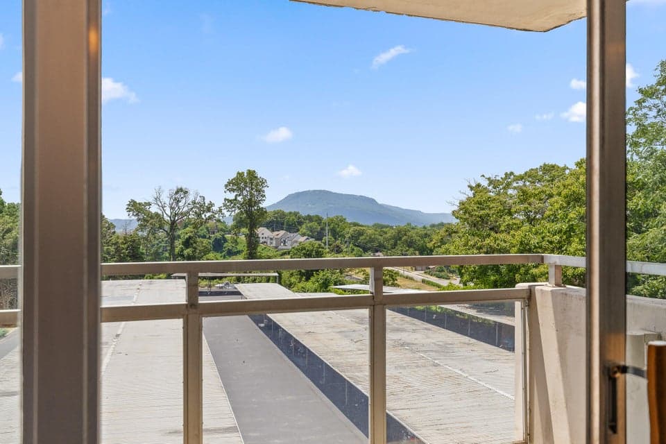 Photo of 1131 Stringers Ridge Road, 4g