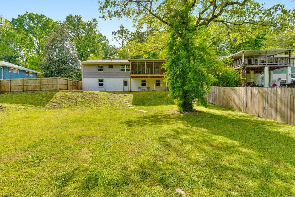 Photo of 3616 Thrushwood Drive