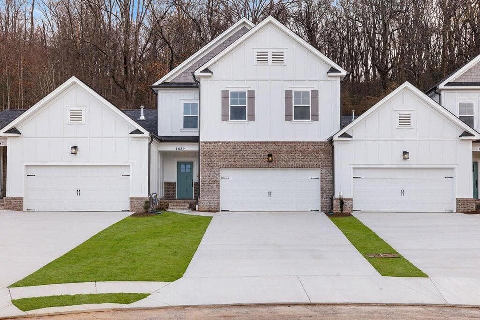 Photo of 1625 Destiny Drive, 6