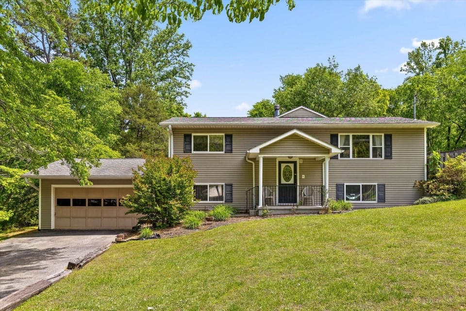 Additional photo 2 of 10246 Scenic View Drive