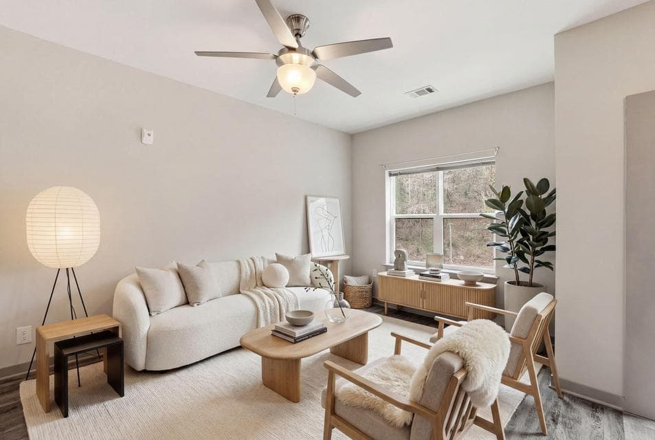 Additional photo 2 of 782 Riverfront Parkway, 307