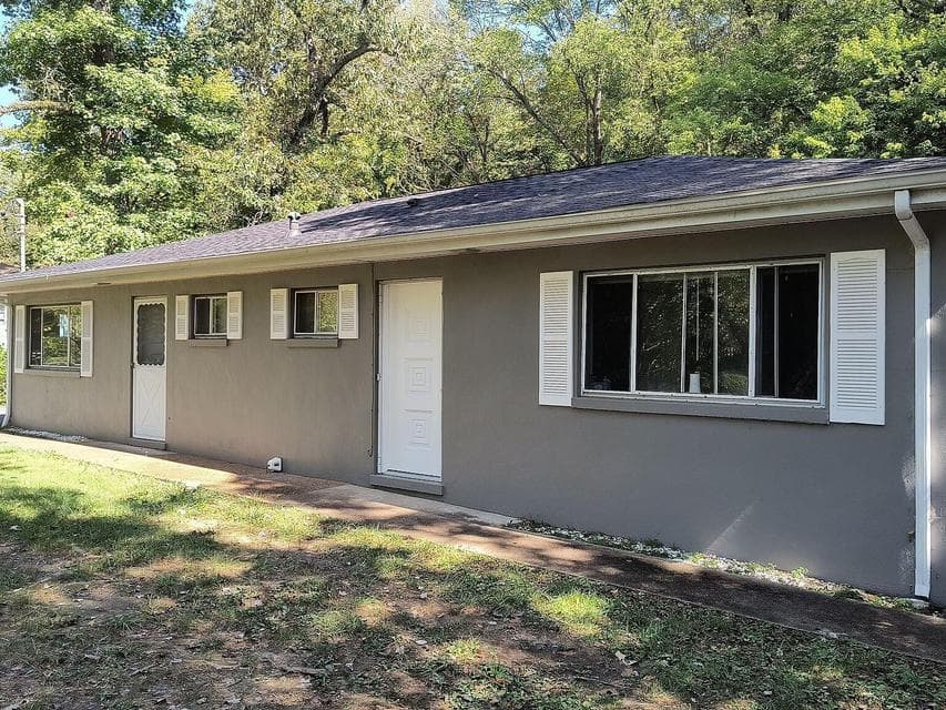 Photo of 671 Lupton Drive
