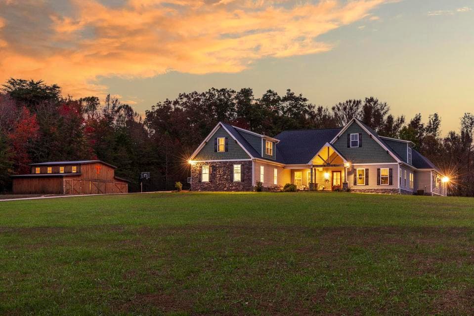 Photo of 2419 Welch Road