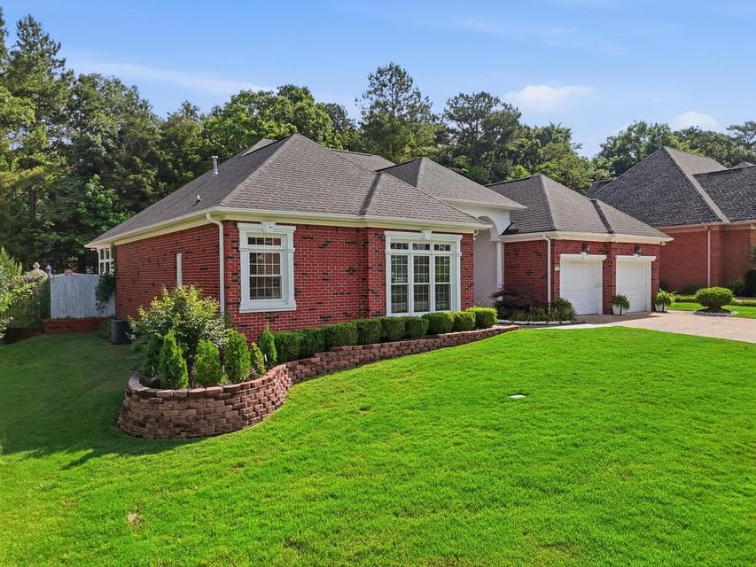 Photo of 8107 Gatehouse Crossing
