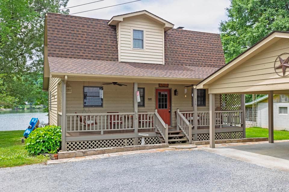 Photo of 246 Howell Drive