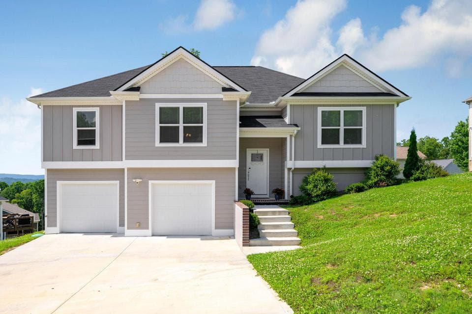 Photo of 7276 Mercedes Lane