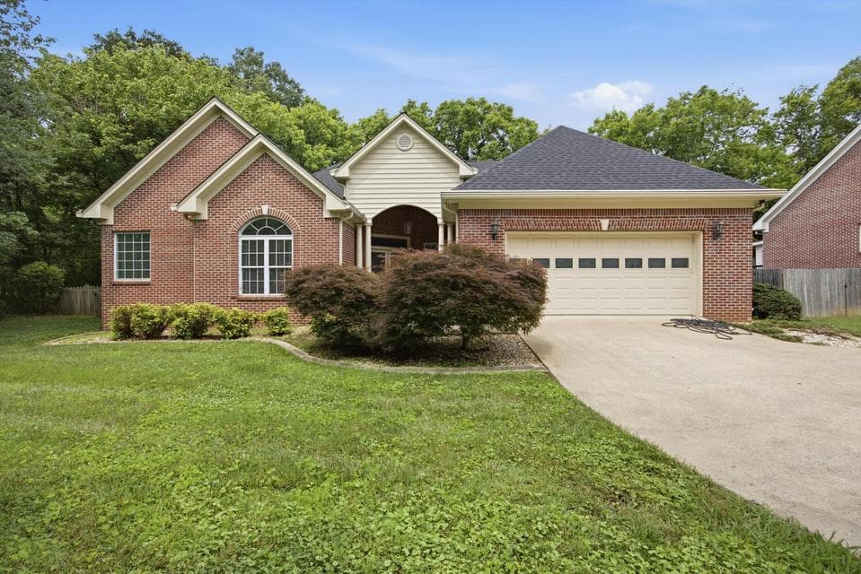 Photo of 4833 Hampshire Place