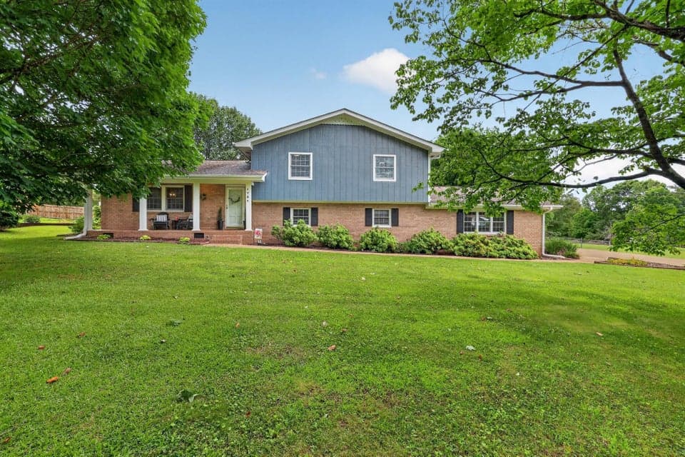 Photo of 1751 Crabtree Road