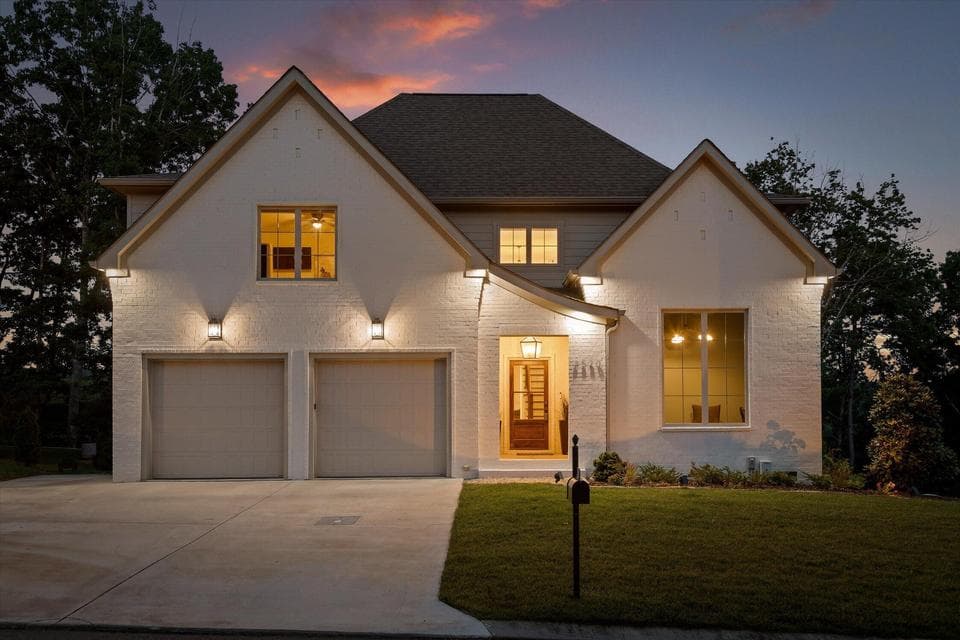 Photo of 3520 Sweetshrub Way