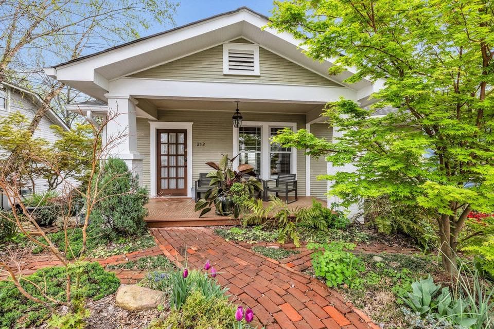 Photo of 212 Jarnigan Avenue