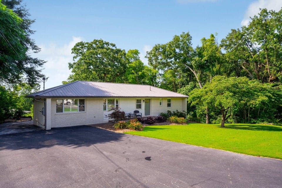 Additional photo 3 of 3594 Knollwood Hill Drive