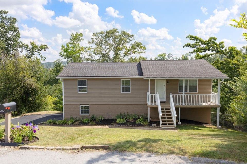 Additional photo 2 of 4000 Shady Oak Drive