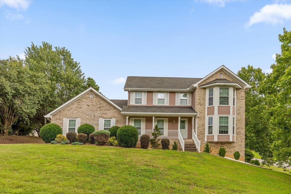 Photo of 622 Pine Brow Trail