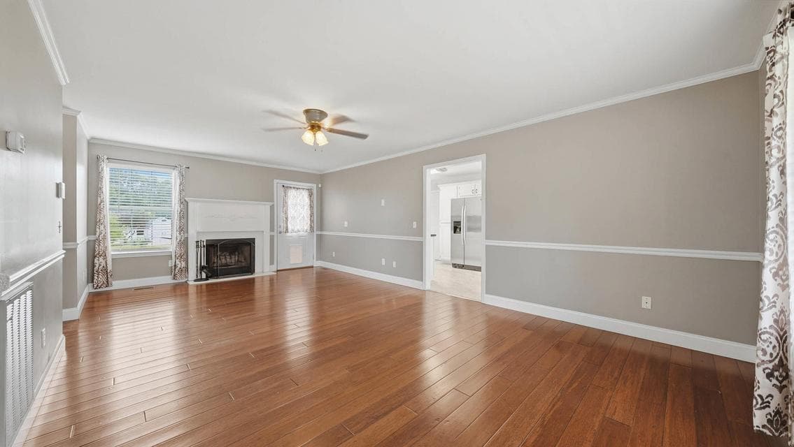 Additional photo 3 of 8450 Bay Run Drive