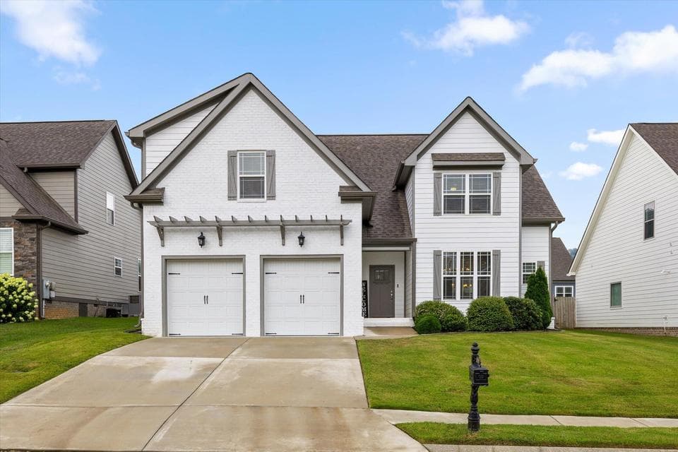 Photo of 8889 Silver Maple Drive