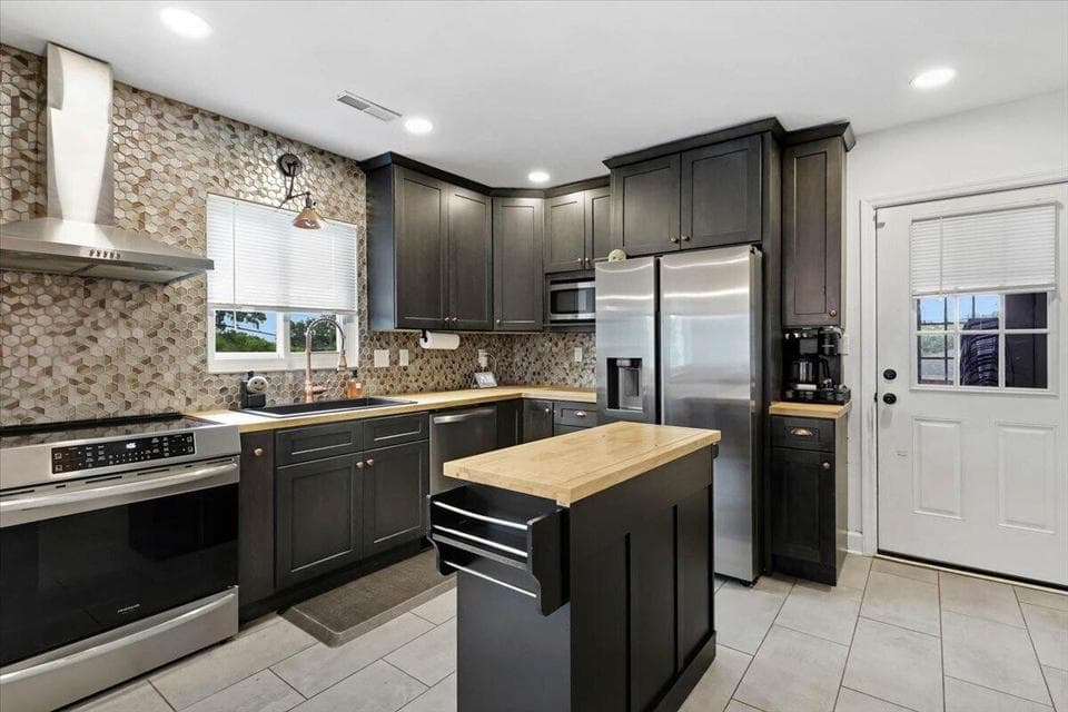 Additional photo 3 of 3503 Lockwood Circle
