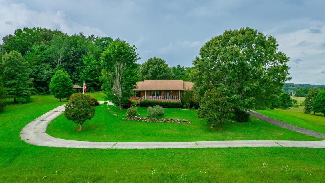 Photo of 10245 Snow Hill Road