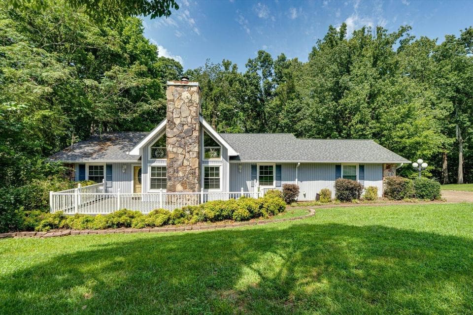 Photo of 6613 White Sands Lane
