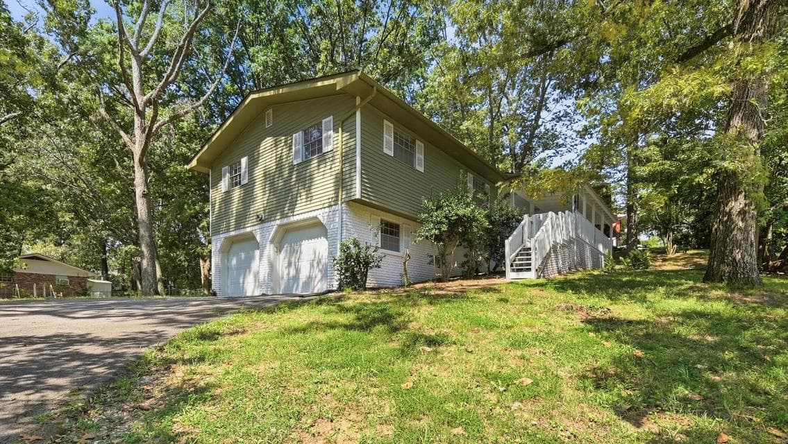 Additional photo 2 of 1300 Highcrest Drive