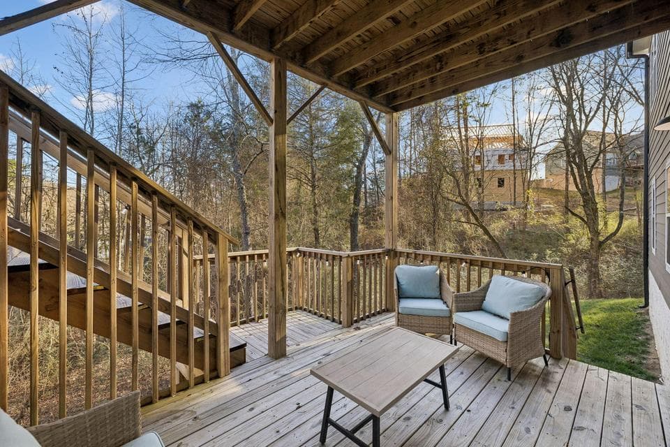 Additional photo 3 of 5599 Caney Ridge Circle