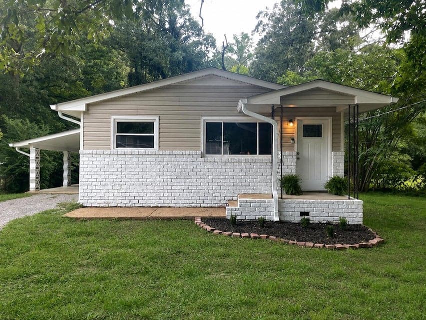 Photo of 732 Lupton Drive