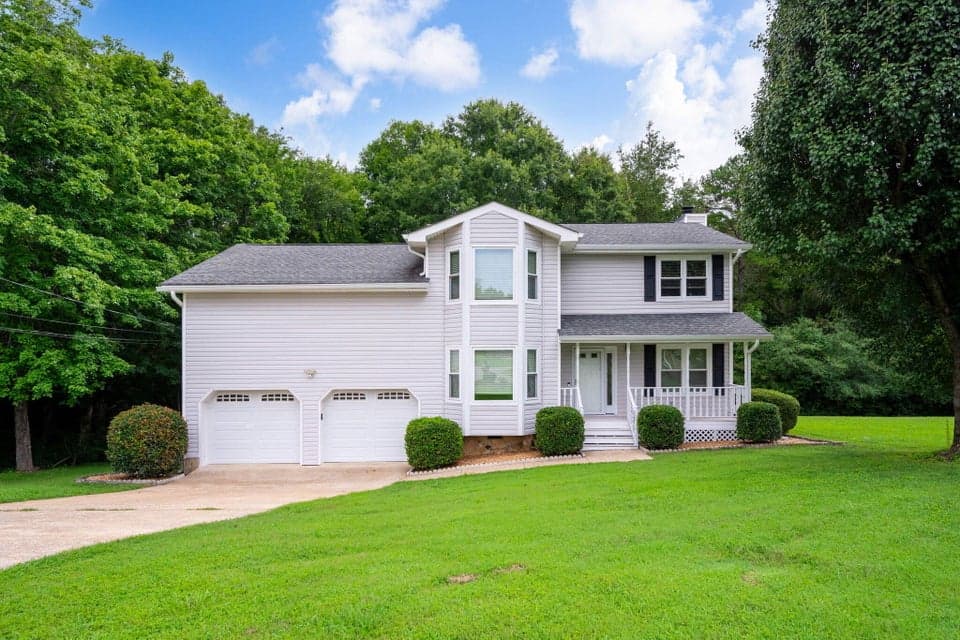 Additional photo 2 of 5526 Twin Oaks Drive
