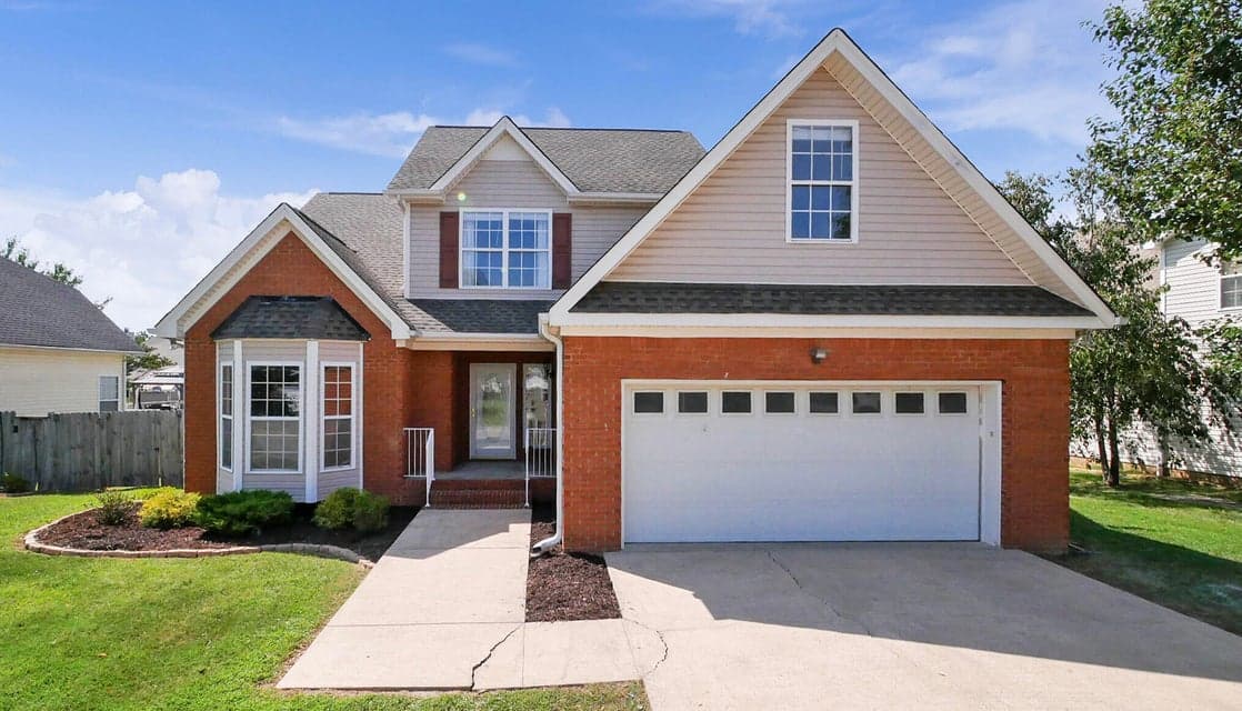 Photo of 2287 Gibbons Road