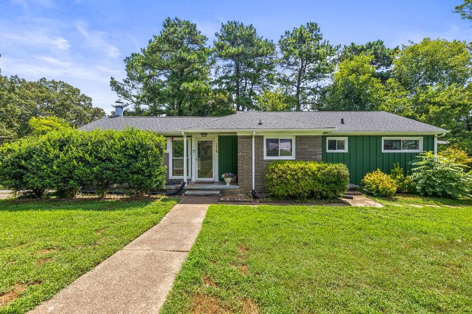 Photo of 1116 Edwin Lane