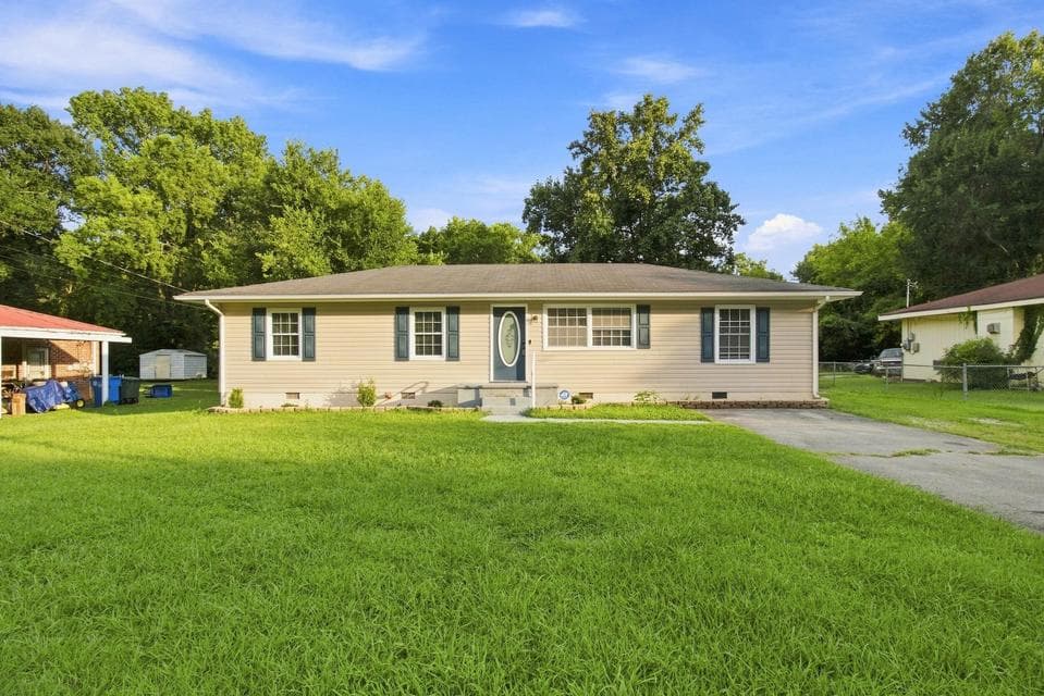 Photo of 1320 Gadd Road
