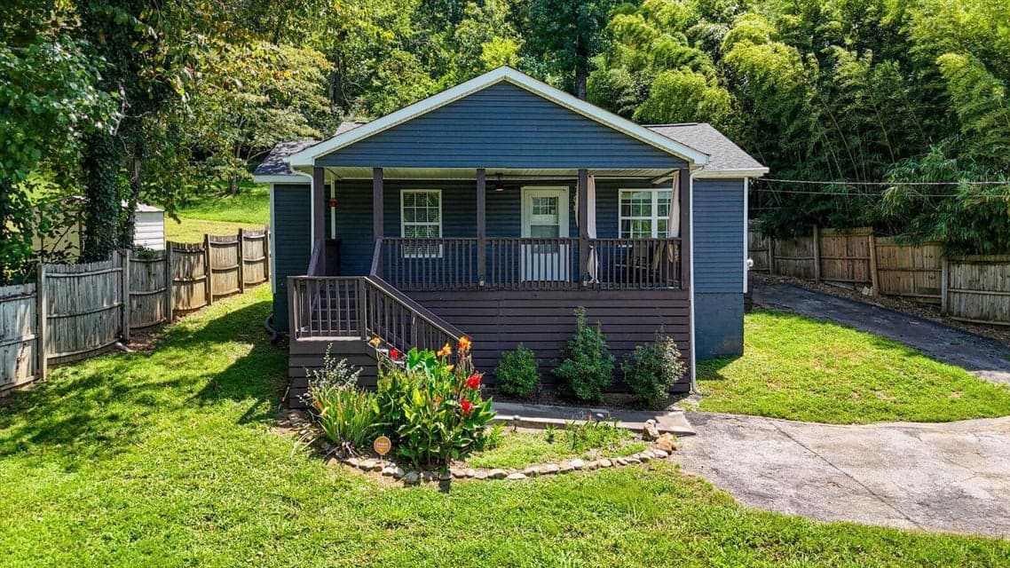 Photo of 700 Runyan Drive