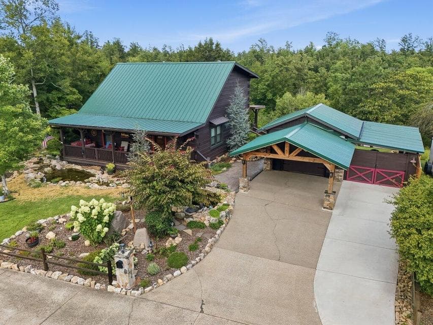 Photo of 7937 Wilderness Way