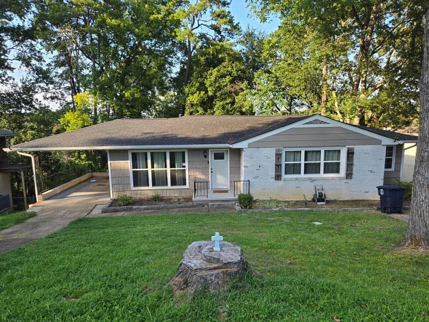 Photo of 3521 Pinellas Lane