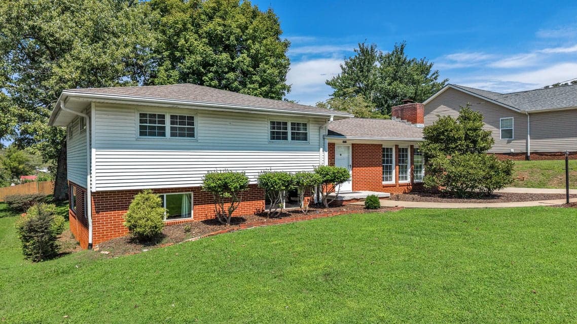 Photo of 5717 Cherry Street