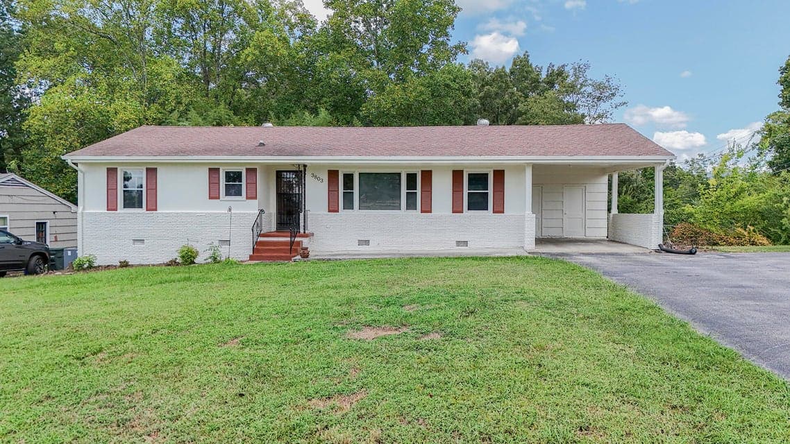 Photo of 3803 Laird Lane