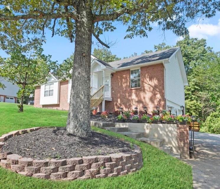 Photo of 5819 Riley Road