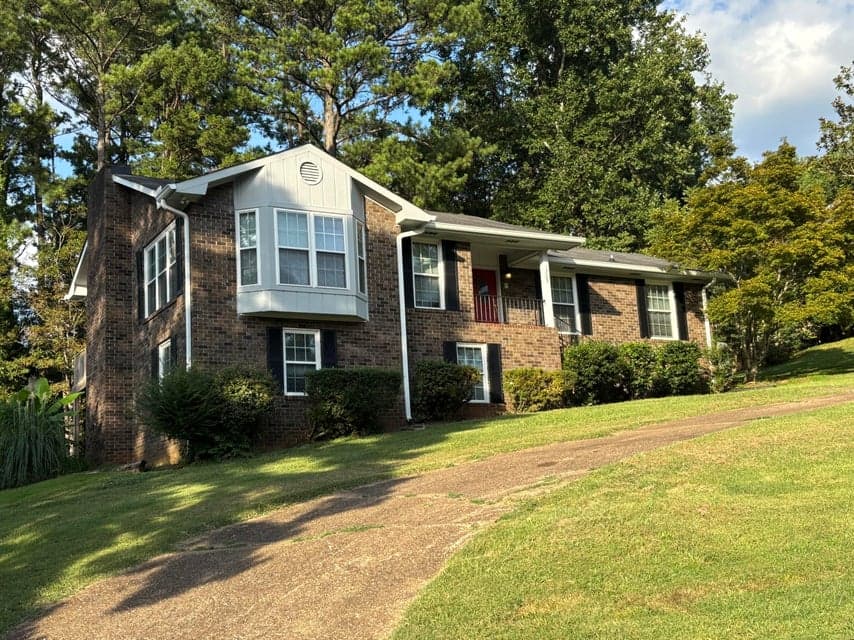 Photo of 1705 Spring View Lane