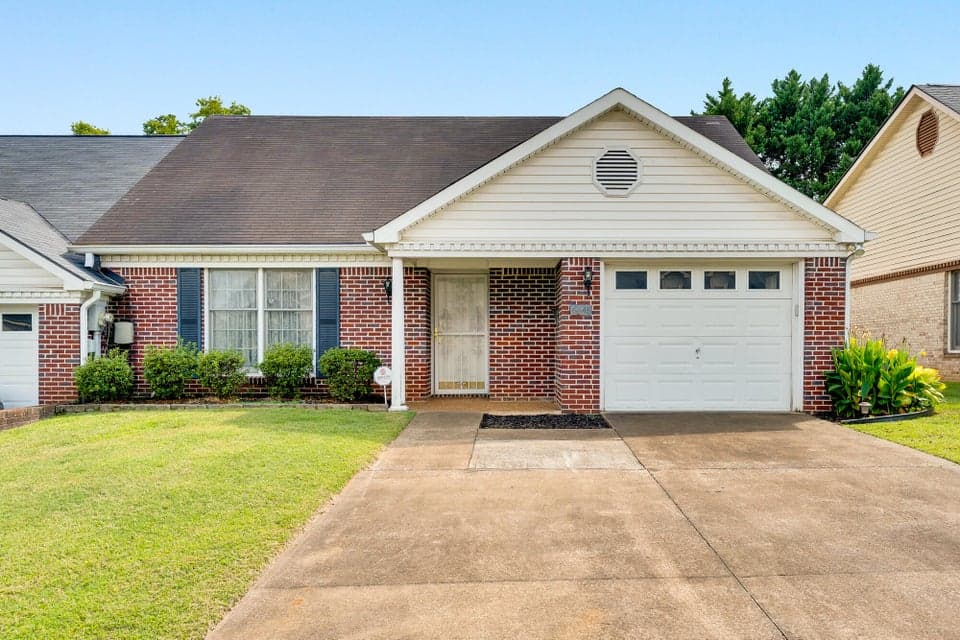 Photo of 6648 Hickory Manor Circle