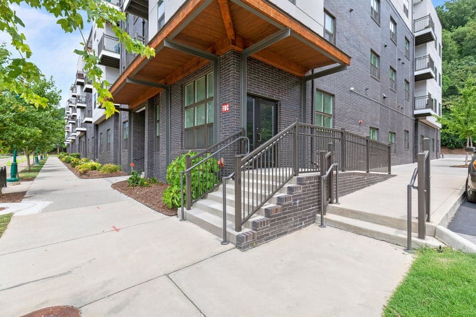 Additional photo 2 of 782 Riverfront Parkway, 309
