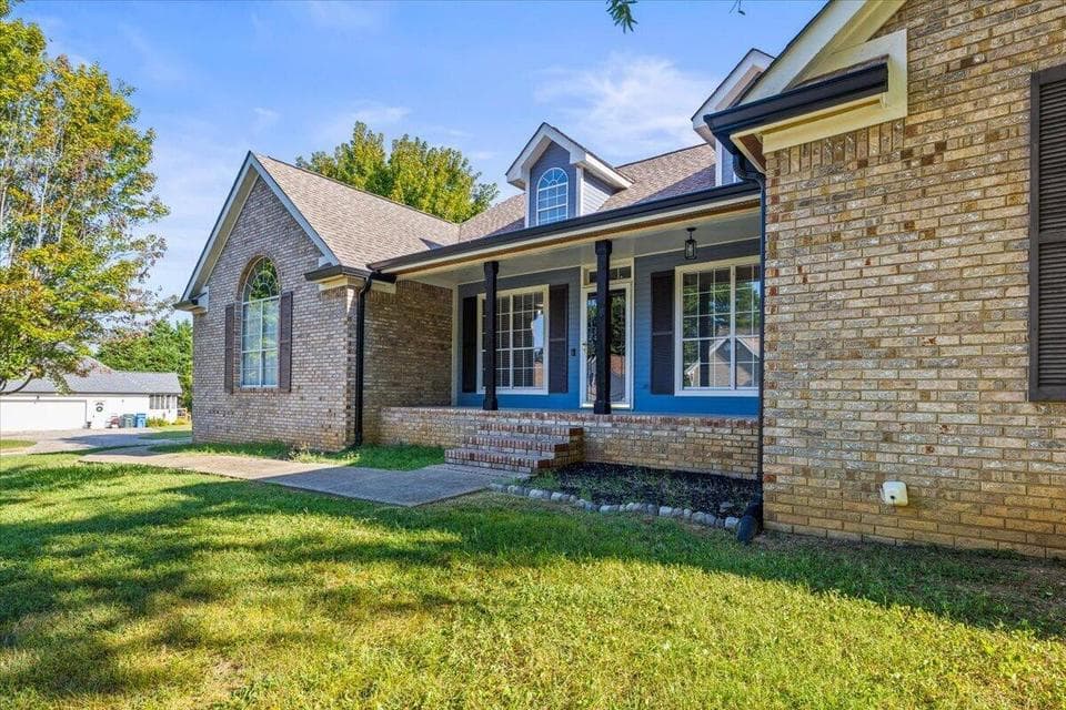 Photo of 8715 Georgetown Trace Lane