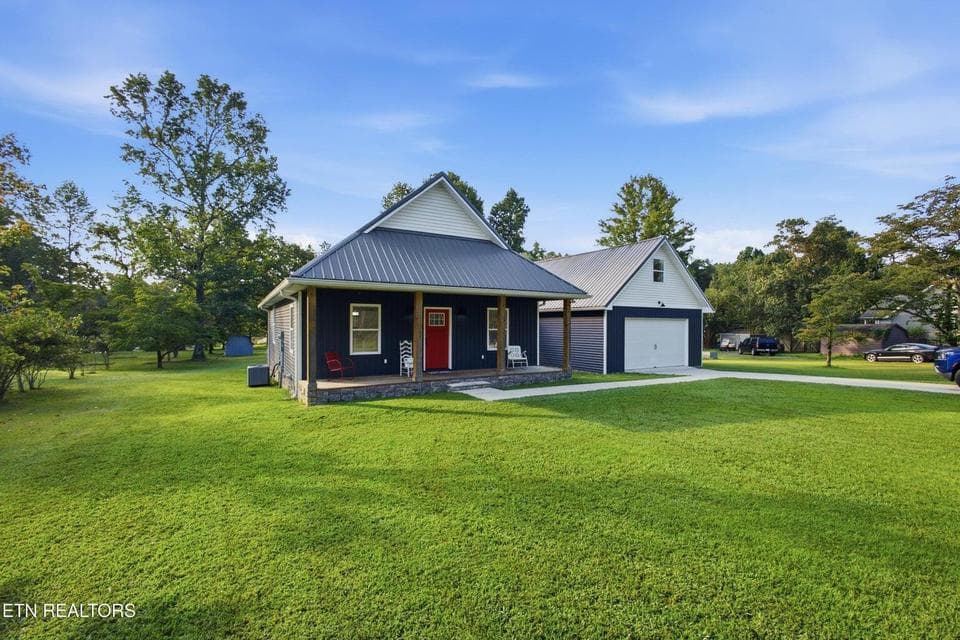 Photo of 284 Amy Trail