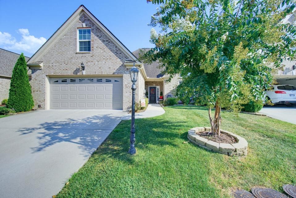 Photo of 7140 Potomac River Drive