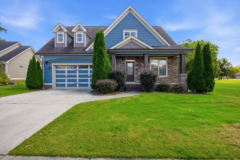 Photo of 8867 Skybrook Drive