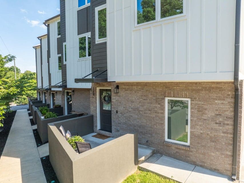 Additional photo 2 of 724 W Bell Avenue, # 118