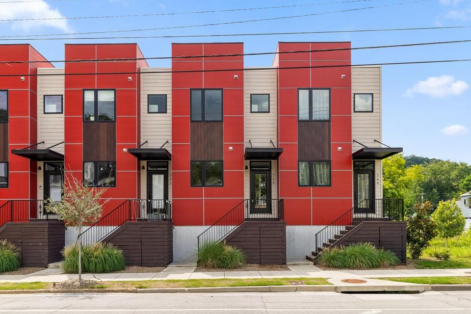 Photo of 719 N Market Street
