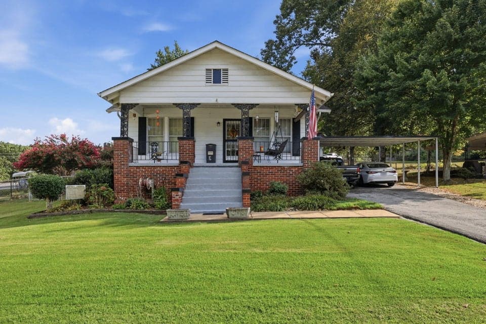 Photo of 1214 John Ross Road