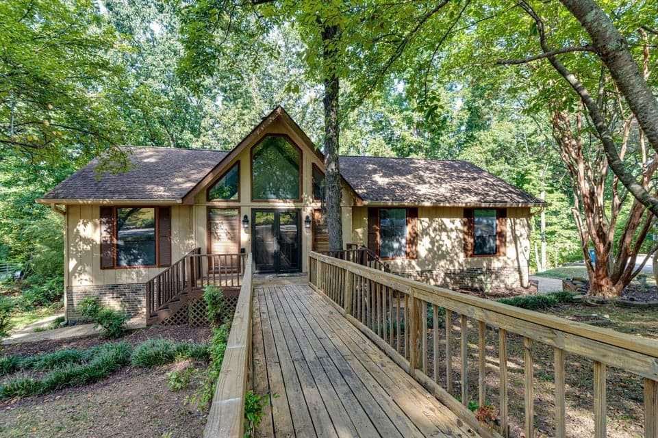 Photo of 6822 Hampton Wood Circle