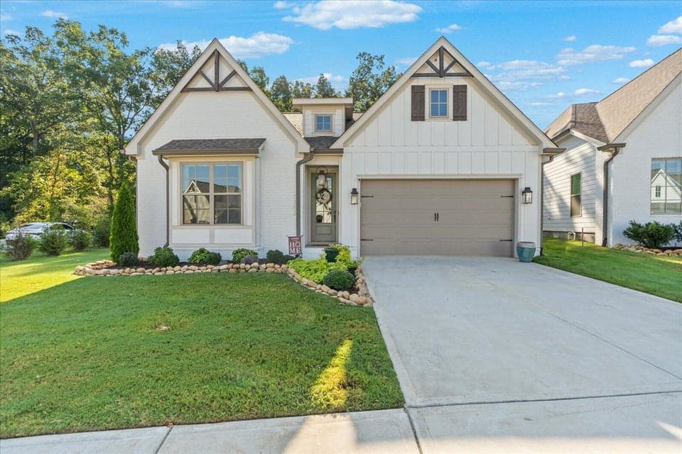 Photo of 1383 Little Sorrel Road