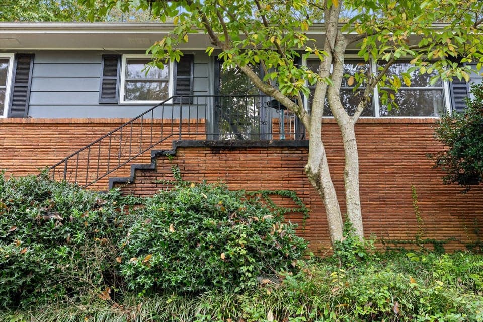 Photo of 2526 Avalon Circle